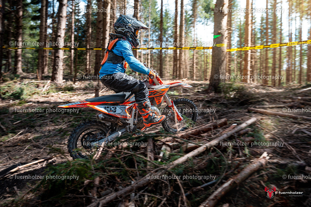 fuernholzer_250501-C1-845 | Fotografische Impressionen von der Red Stag Enduro Extreme by fuernholzer-photography.com. Endurosport in Österreich fotografisch festgehalten von fuernholzer. Auftragsfotografie für Private, Gewerbefotos und Industriefotografie. Eventfotografie, Sportfotografie und Motorsportfotografie. Anbieter von Fotoworkshops, Fototraining, fotografischen Vorträgen und Fotoseminaren.