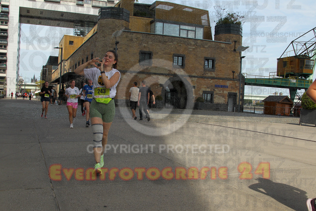 250920_1337_EV4_6280 | Sportfotografie im Rhein-Sieg Kreis, Köln, Bonn, NRW, Rheinland Pfalz, Hessen, etc. Unser Tätigkeitsfeld umfasst den Laufsport vom Volkslauf über den Marathon, Duathlon, Triathon bis zum Ultralauf wie Kölnpfad Ultra oder Schindertrail.