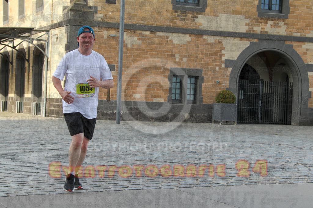 250920_1541_EV4_9450 | Sportfotografie im Rhein-Sieg Kreis, Köln, Bonn, NRW, Rheinland Pfalz, Hessen, etc. Unser Tätigkeitsfeld umfasst den Laufsport vom Volkslauf über den Marathon, Duathlon, Triathon bis zum Ultralauf wie Kölnpfad Ultra oder Schindertrail.