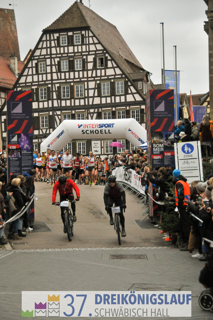 VR Bank Hauptlauf 10000m | 3 Koenigslauf 2023 - Realisiert mit Pictrs.com
