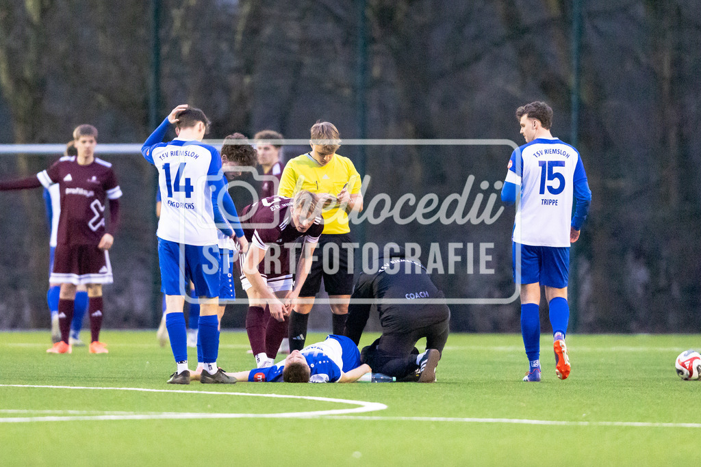 Fußball I Herren I Saison 2025-2026 I Bezirksliga Weser Ems I 21. Spieltag I SC Melle 03 II - TSV Riemsloh I 10587-14 | realhellocedii - Realisiert mit Pictrs.com