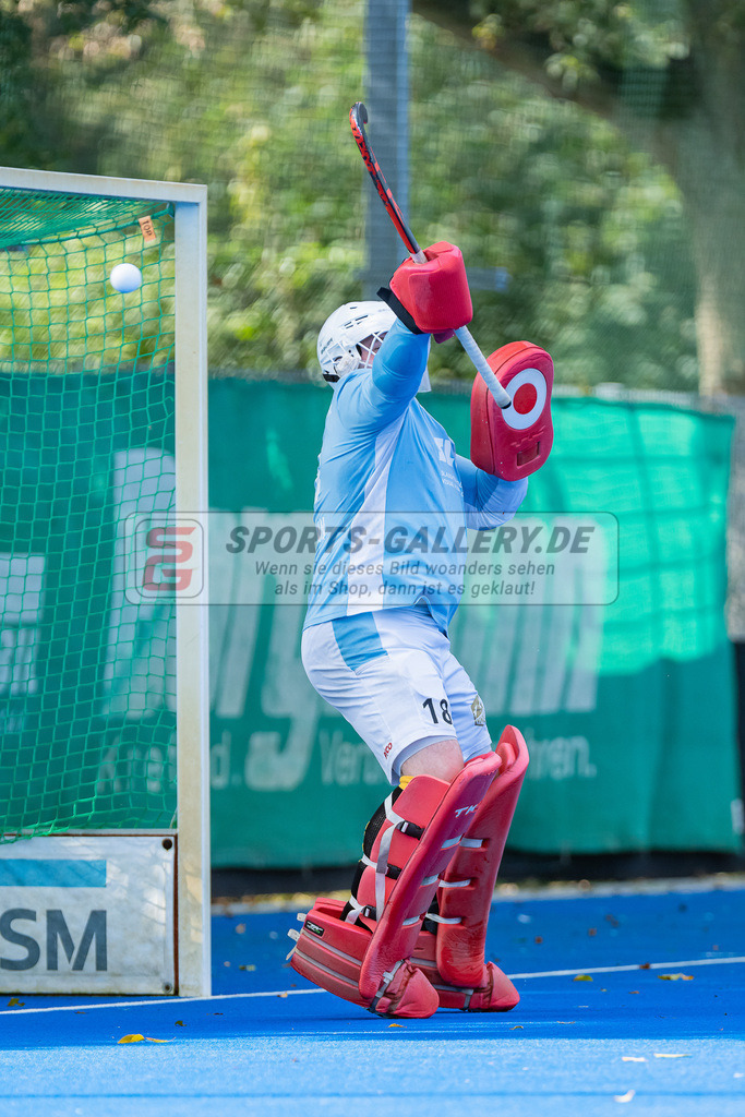 HK_20231001_104851 | 1.Bundesliga Herren Crefelder HTC - Harvestehuder THC am 1.10.2023 CHTC, Krefeld , Brinckmann Anton ( Torwart Harvestehuder THC #18 )
