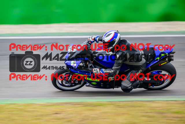 MaZZes_Fotomatrix_20240923_6007705_4787 | Fotograf Mathias Schmid
Sportfotograf,
Eventfotograf,
Hochzeitsfotograf,
Portraitfotograf