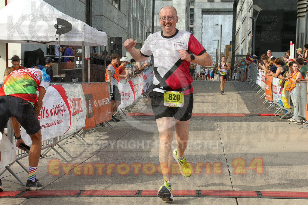250920_1531_EX1_9841 | Sportfotografie im Rhein-Sieg Kreis, Köln, Bonn, NRW, Rheinland Pfalz, Hessen, etc. Unser Tätigkeitsfeld umfasst den Laufsport vom Volkslauf über den Marathon, Duathlon, Triathon bis zum Ultralauf wie Kölnpfad Ultra oder Schindertrail.