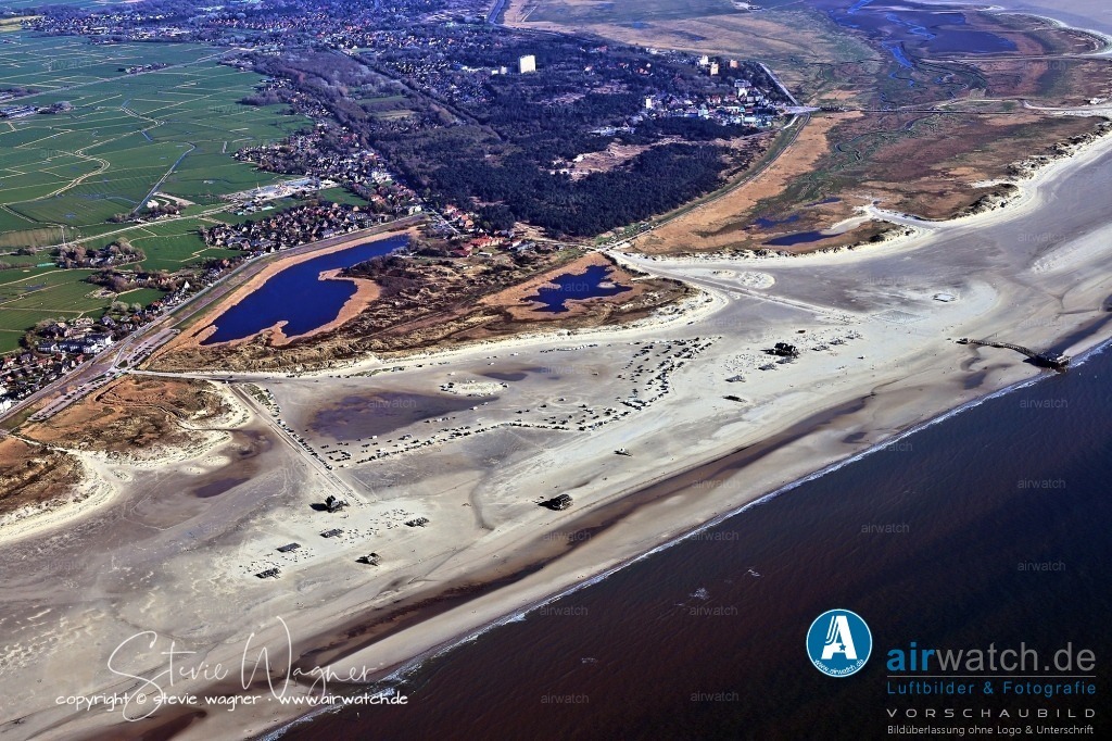 Halligen-Inseln-Weltnaturerbe-Wattenmeer-04-2023-airwatch-wagner-240A0493 | Entdecken Sie atemberaubende Luftbilder und Fotografien auf airwatch.de - Tauchen Sie ein in eine Welt voller faszinierender Aufnahmen aus der Vogelperspektive.