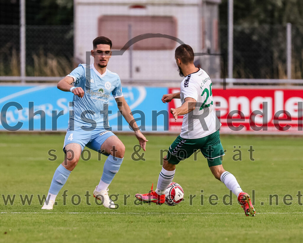 2023-07-28_024_FC_Schwaig_gegen_TSV_1860_Rosenheim | Oberding, Deutschland, 28.07.2023:
Fußball, Landesliga Südost 2023 / 2024, 3. Spieltag, FC Schwaig gegen TSV 1860 Rosenheim, Endergebnis: 1:1

Albin Krasnic (TSV 1860 Rosenheim, #4), Mirza Idrizovic (FC Schwaig, #25)

Foto: Christian Riedel / fotografie-riedel.net