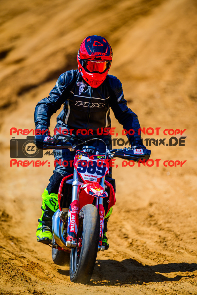 MaZZes_FotoMatrix_240512_6007705_9527 | ROOKIES