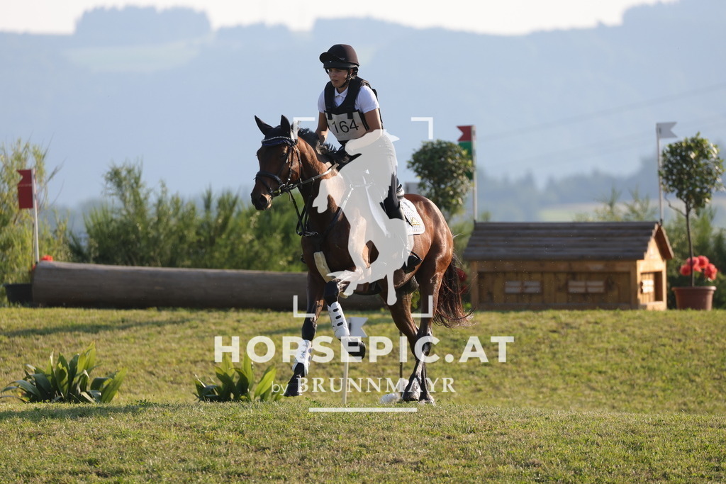 0P6A9832 | Willkommen bei Brunnmayr - Design & Fotografie – Ihrem Spezialisten für Reitturniere und Pferdeveranstaltungen in Oberösterreich, Salzburg und Bayern! Seit über 17 Jahren sind wir leidenschaftlich dabei.