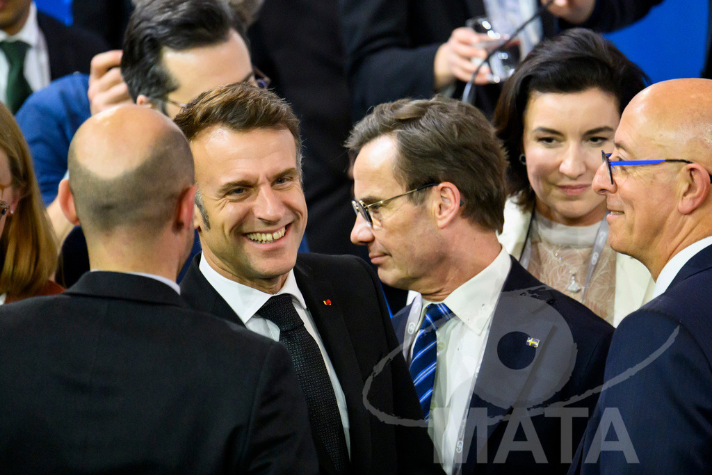 _DWA6638 | MATA IndoCon - Realisiert mit Pictrs.com