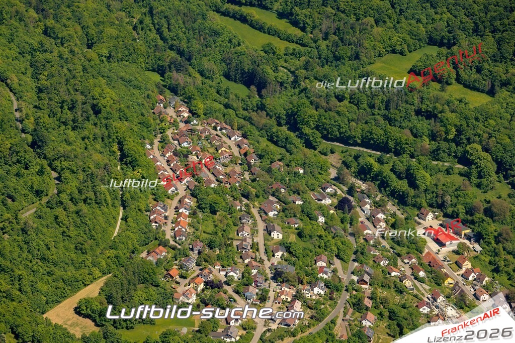 Luftaufnahme von Braunsbach Vs Google Maps- Die Luftaufnahme wurde 2025 vom UL-Flugzeug heraus erstellt ( keine Drohne ) - Hochauflösende Luftaufnahme - für professionelle Ausdrucke geeignet. Die Geschenkidee !Mit Lizenz und Bildrechte bestellbar