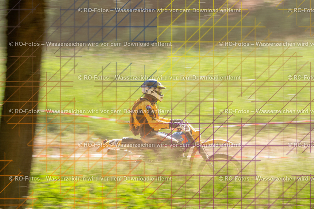 Wolfshausen 3 Lauf -1172 | Sportfotografie von RO-Fotos: Motorsport, Motocross, Enduro, Laufveranstaltungen und Triathlon. Professionelle Fotos von Sportlern und Events. - Realisiert mit Pictrs.com