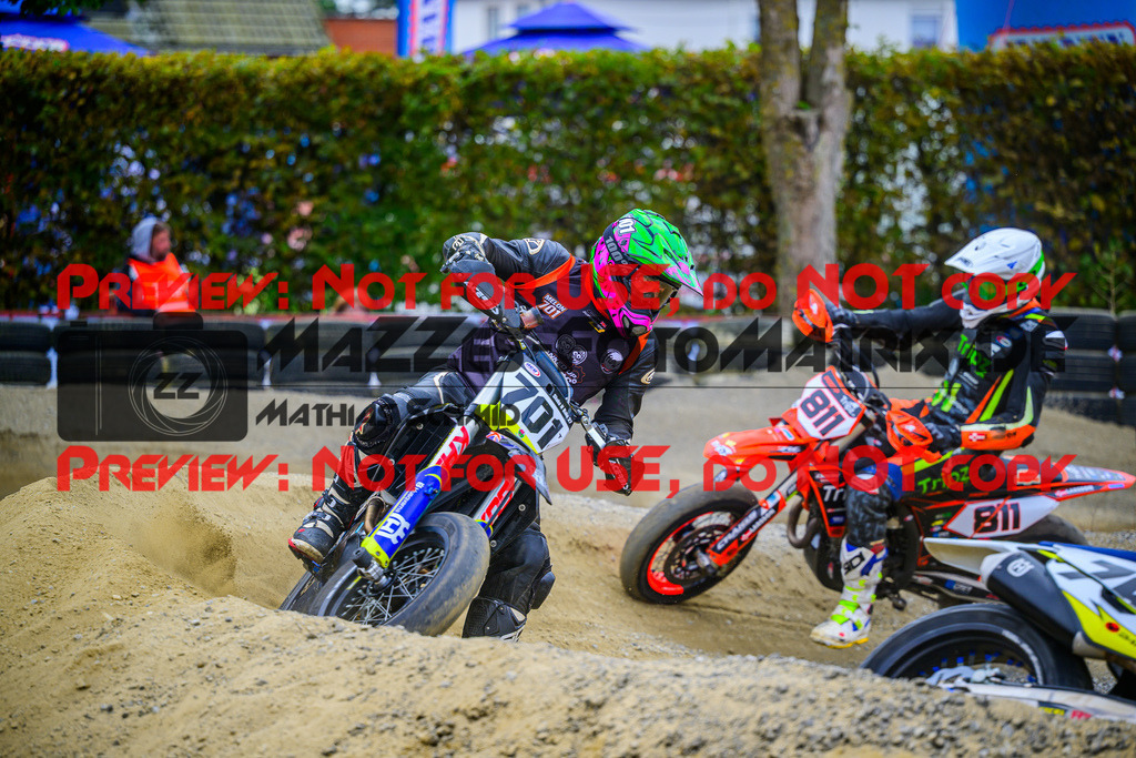 MaZZes_Fotomatrix_20251011_6021986_8886 | SENIOR