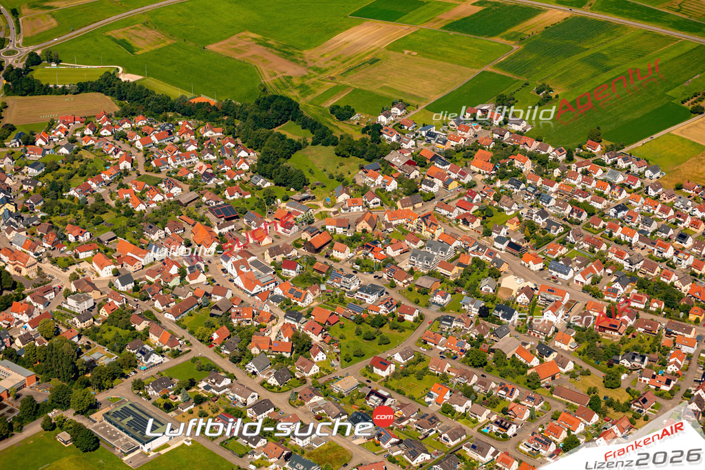 Das Luftbild zeigt : Bargau Schwäbisch Gmünd - Die Luftaufnahme wurde 2024 vom UL-Flugzeug aus erstellt ( keine Drohne ) - Hochauflösende Luftaufnahme - Für grossformatige Ausdrucke geeignet. Die Geschenkidee !Mit Lizenz und Bildrechte bestellbar