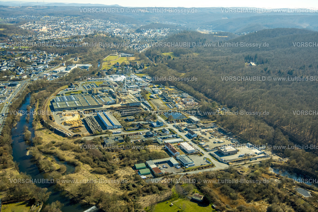 Arnsberg250305487 | Luftbild, Gewerbegebiet und Kläranlage Hammerweide, Fluss Ruhr und Waldgebiet, Obereimer, Arnsberg, Sauerland, Nordrhein-Westfalen, Deutschland