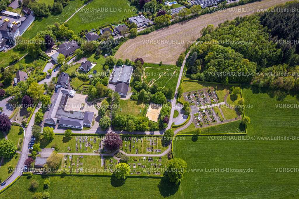 Sundern230504956Stockum | Luftbild, Sebastianschule, Friedhof Am Wenne, Stockum, Sundern, Sauerland, Nordrhein-Westfalen, Deutschland