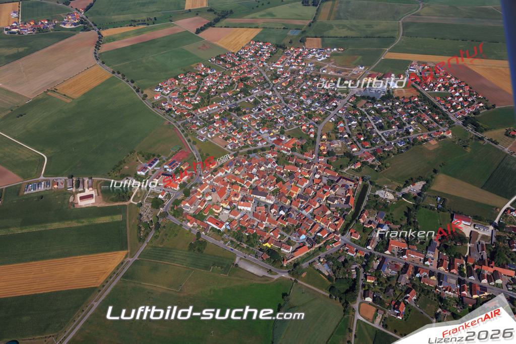 Luftbild von  Merkendorf - Luftaufnahme wurde 2015 von https://frankenair.de mittels Flugzeug (keine Drohne) erstellt - die Geschenkidee