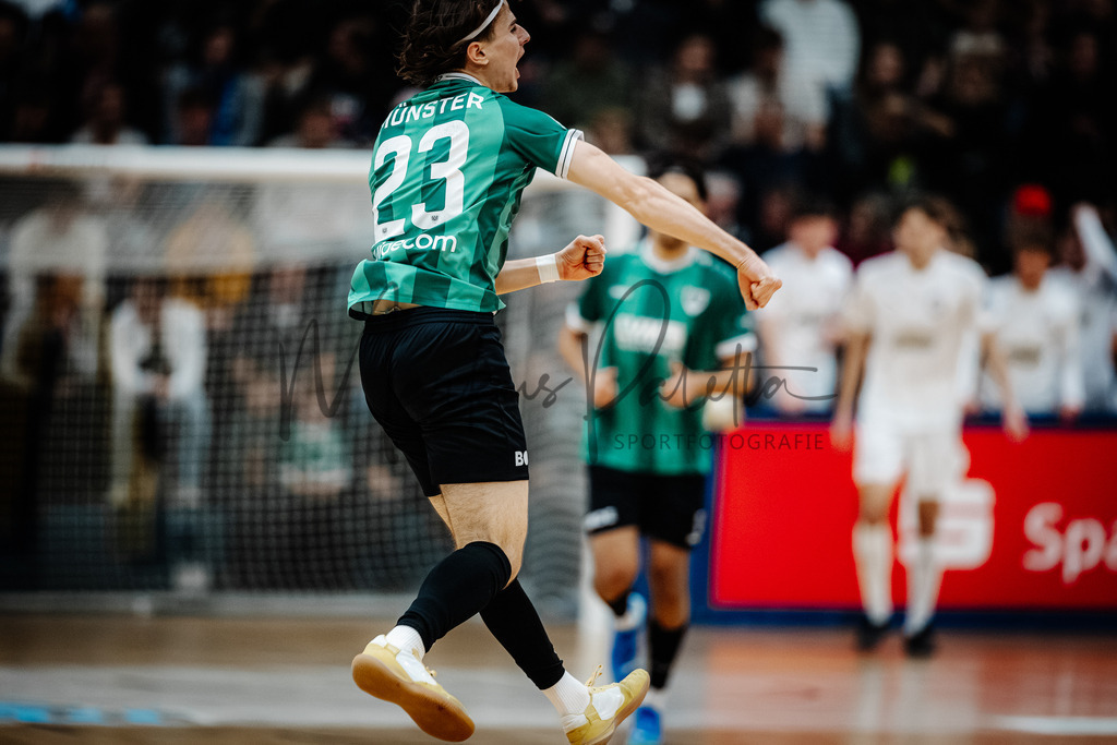 47. Stadtmeisterschaften im Hallenfußball 2025, Endrunde | Stadtmeisterschaften im Hallenfußball 2025, Endrunde, Sporthalle Berg Fidel in Münster. Foto: sportfotografie.ms | Markus Paletta - Realisiert mit Pictrs.com