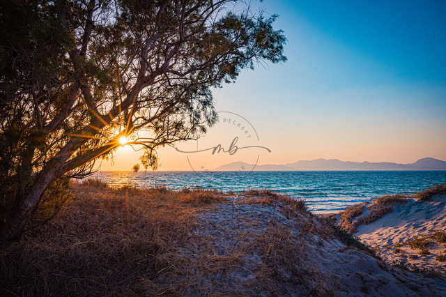 Sonnenuntergang auf Kos | Professionelle Natur- & Landschaftsfotos als Poster, auf Leinwand & viele mehr. Wähle aus einer Vielzahl an Formaten & Materialien Dein perfektes Bild. - Realisiert mit Pictrs.com