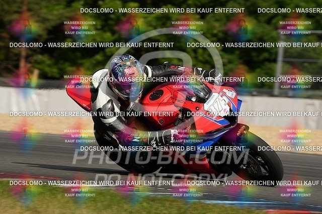 2025_09_12_PBK_14563 | Sportfotografie; SlowMotion; Video; Rennstrecke; Hafeneger; RSE; Speer; Trackday; Motorsportarena; Hockenheimring; Brno; Most; Barcelona; Valencia, Benny; Kaetzmer;