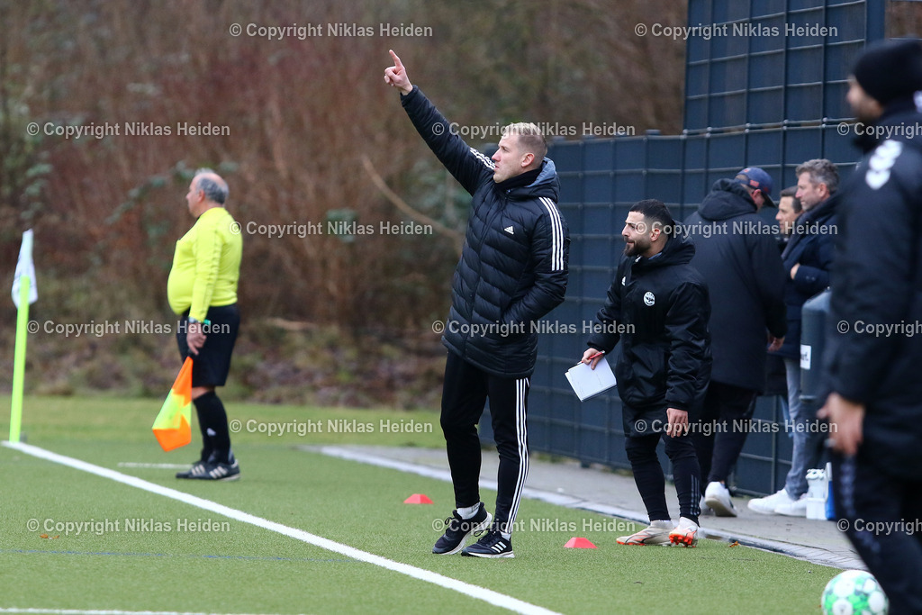 NH_ETSVHamburg_Teutonia05_Testspiel_26012025 | Jan-Philipp Rose (Trainer, ETSV Hamburg)Fußball I Herren I Testspiel I Saison 2024-2025 I ETSV Hamburg - Teutonia 05 I 26.01.2025 I Sportplatz Mittlerer Landweg