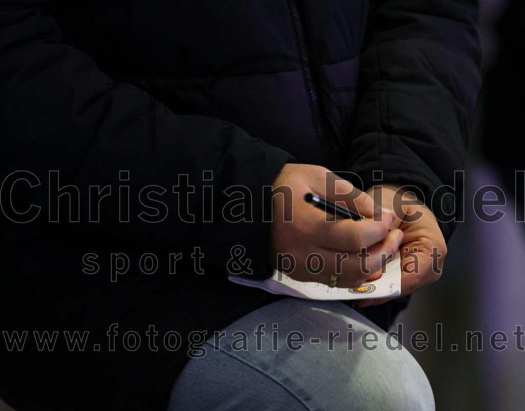 2025-11-02_140_TSV_Erding_gegen_EV_Fuessen | Erding, Deutschland, 02.11.2025:Eishockey, Oberliga Süd 2025 / 2026, 15. Spieltag, TSV Erding gegen EV Füssen, Endergebnis: 2:6Foto: Christian Riedel / fotografie-riedel.net