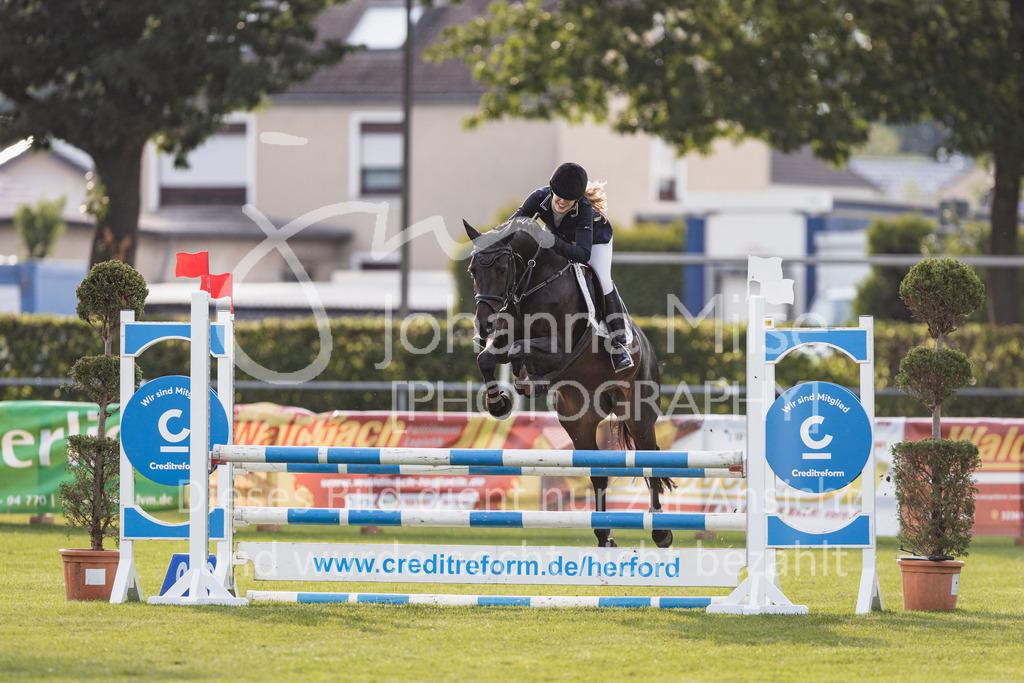 230713_LC_StilA-931 | Deine schönsten Turniermomente als professionelle Fotos! Entdecke hochwertige Pferdesport-Fotografie im Online-Shop. Jetzt Fotos finden & bestellen!