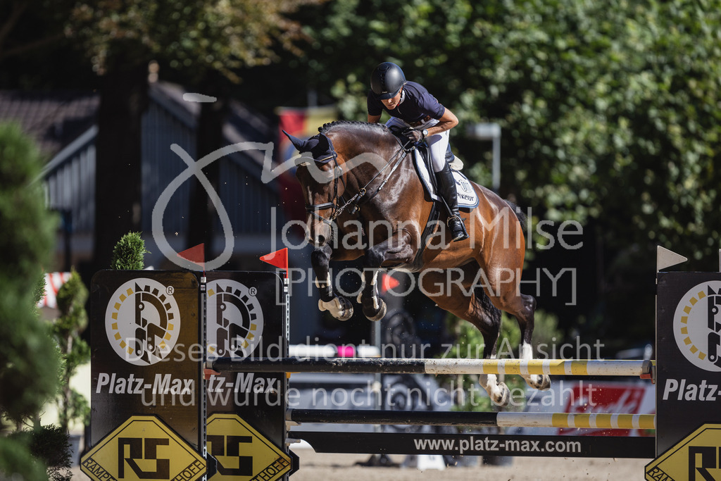 230907_OWLCh_SpringpferdeM-106 | Deine schönsten Turniermomente als professionelle Fotos! Entdecke hochwertige Pferdesport-Fotografie im Online-Shop. Jetzt Fotos finden & bestellen!