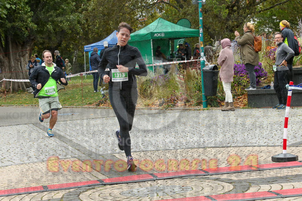 231015_1105_EX1_2821 | Sportfotografie im Rhein-Sieg Kreis, Köln, Bonn, NRW, Rheinland Pfalz, Hessen, etc. Unser Tätigkeitsfeld umfasst den Laufsport vom Volkslauf über den Marathon, Duathlon, Triathon bis zum Ultralauf wie Kölnpfad Ultra oder Schindertrail.