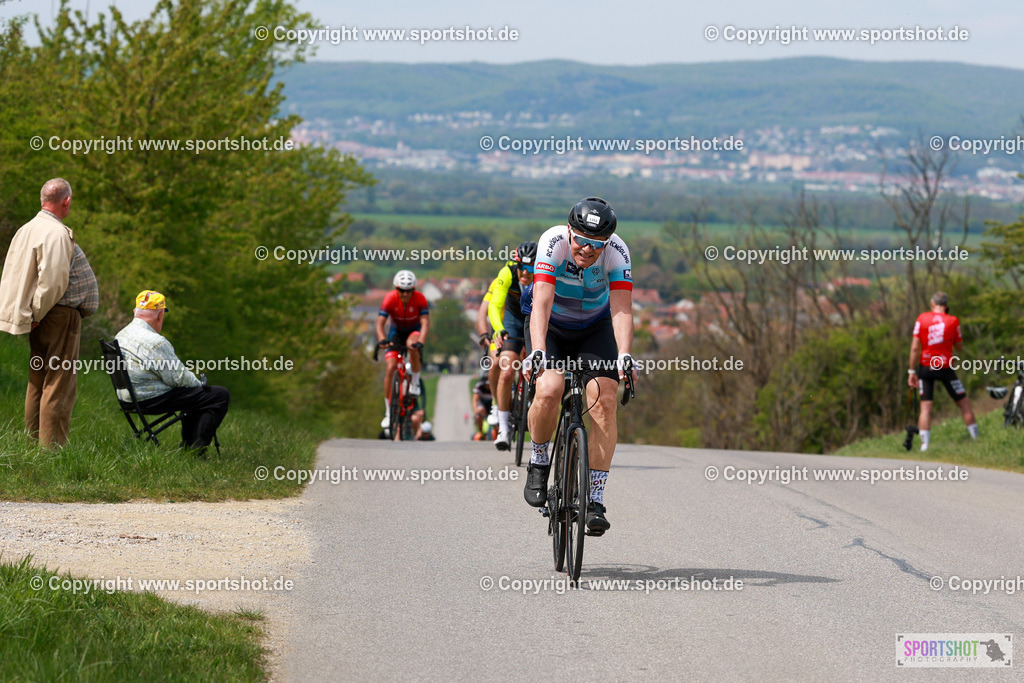 113_AR6_1050 | Neusiedlersee Radmarathon 2026@sportshot_your_pictrs #yourpictures#roadtowm2029 #nrm #neusiedlerseeradmarathon #neusiedlersee #neusiedlerseetourismus #burgenland #mörbisch #nrm26 #burgenlandtourismus #voglundco #poweredbyburgenlandtourismus #radsport #rad #marathon #ucigranfondo #visitburgenland #ucigranfondoworldseries