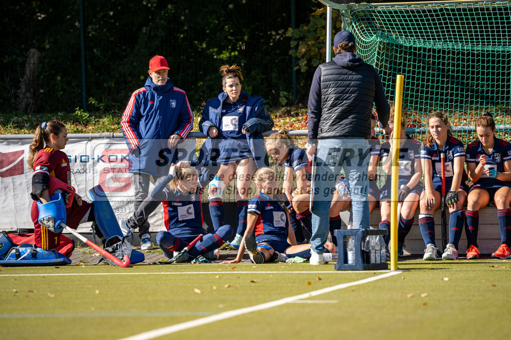 SFE_20221009_0059 | 1. Bundesliga Hockey Damen Rot-Weiss Köln - Düsseldorfer HC am 09.10.2022 in Köln (KTHC Stadion Rot-Weiss Köln Tennis and Hockey Club), Photo: Stephan Fehrmann 2022 (Sports-Gallery)