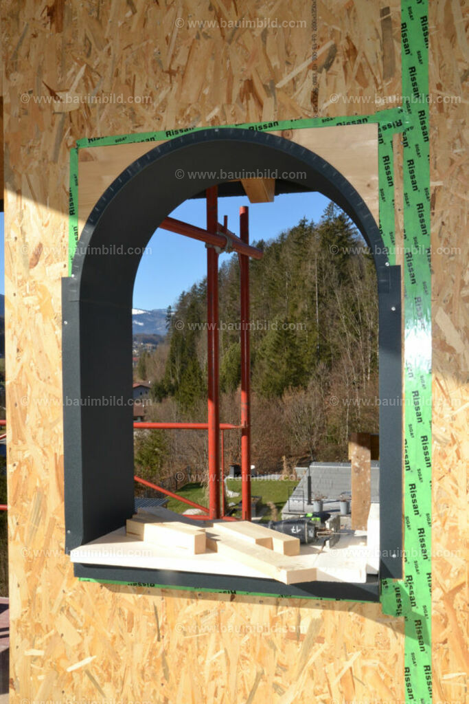 bib-lg11-spenglerarbeiten-0188 | Nach LV-Leistungsgruppen sortierte Detailfotos über den Bau eines Hauses. Alle Hausbau-Bilder direkt vom Urheber und Autor der Website Haus-Selber-Bauen.com