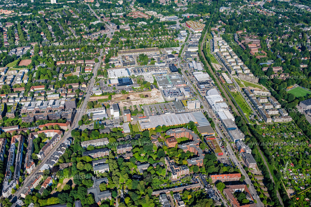 Hamburg_Nedderfeld_Gewerbegebiet_ELS_0732050823 | HAMBURG 09.08.2023 Gewerbegebiet und Firmenansiedlung " Automeile Nedderfeld " in Hamburg, Deutschland. // Industrial estate and company settlement " Automeile Nedderfeld " in Hamburg, Germany. Foto: Martin Elsen