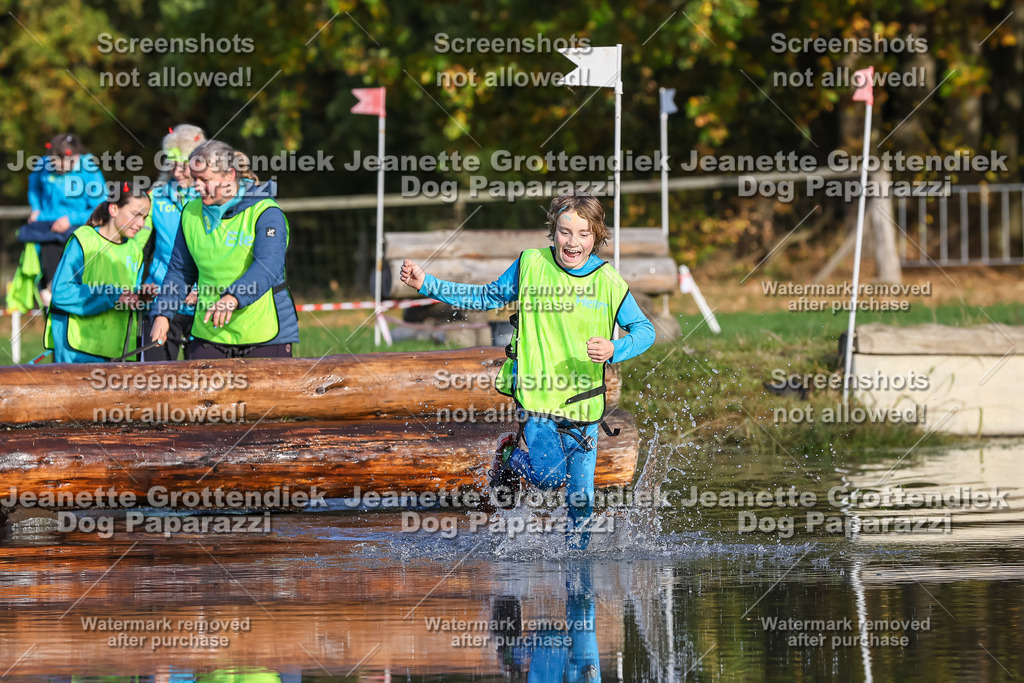 Dog Paparazzi - Strongdog 10-25-8462 | Dog Paparazzi Jeanette Grottendiek Fotografie & Videografie - Realisiert mit Pictrs.com