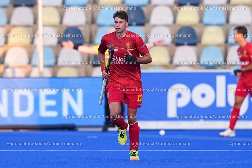 xydrx10082505038 | 10.08.2025, xydrx, Herren EuroHockey Championship 2025, Gruppenphase, Gruppe A, Spanien - Österreich, Sparkassenpark Mönchengladbach: Marc Reyne (ESP #12)