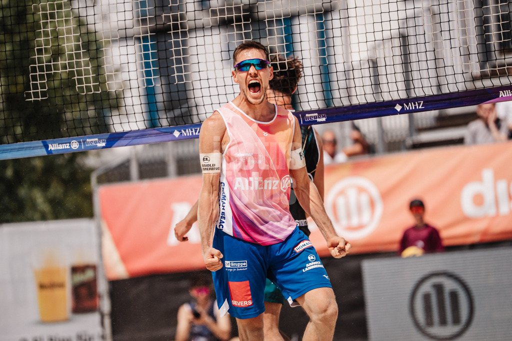 Beachvolleyball | Männer | Allianz German Beach Tour 2025 | Tourstop Bremen | 13.06.2025 | David Poniewaz jubelt