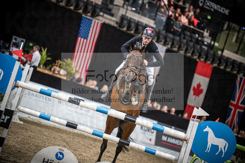 DOS_3528 | Entdecke hochwertige Reitturnierfotos von Foto Oger. Professionell, emotional und authentisch – jetzt Lieblingsmomente im Shop bestellen.Deutschlandweite Turnierfotografie. - Realisiert mit Pictrs.com