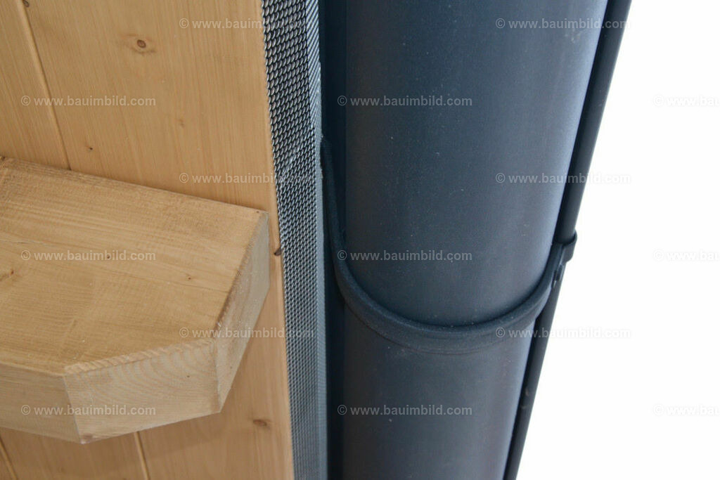 bib-lg11-spenglerarbeiten-0156 | Nach LV-Leistungsgruppen sortierte Detailfotos über den Bau eines Hauses. Alle Hausbau-Bilder direkt vom Urheber und Autor der Website Haus-Selber-Bauen.com