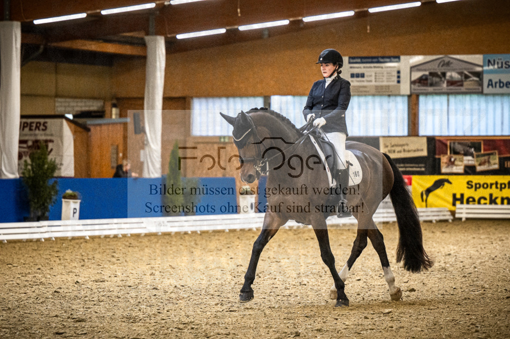 DOS_2177 | Entdecke hochwertige Reitturnierfotos von Foto Oger. Professionell, emotional und authentisch – jetzt Lieblingsmomente im Shop bestellen. - Realisiert mit Pictrs.com