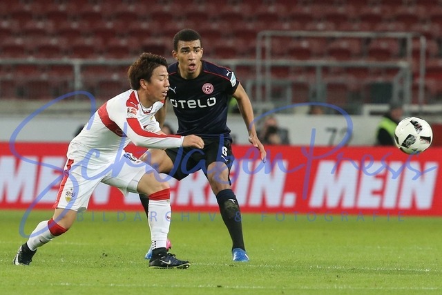 060217Ho_VfB_Duesseld016 | Takuma Asano (VfB Stuttgart), Kevn Akpoguma (Fortuna Duesseldorf)
 / 2. BL; VfB Stuttgart vs Fortuna Duesseldorf, Germany, Merceds-Benz-Arena, Stuttgart, 20170206