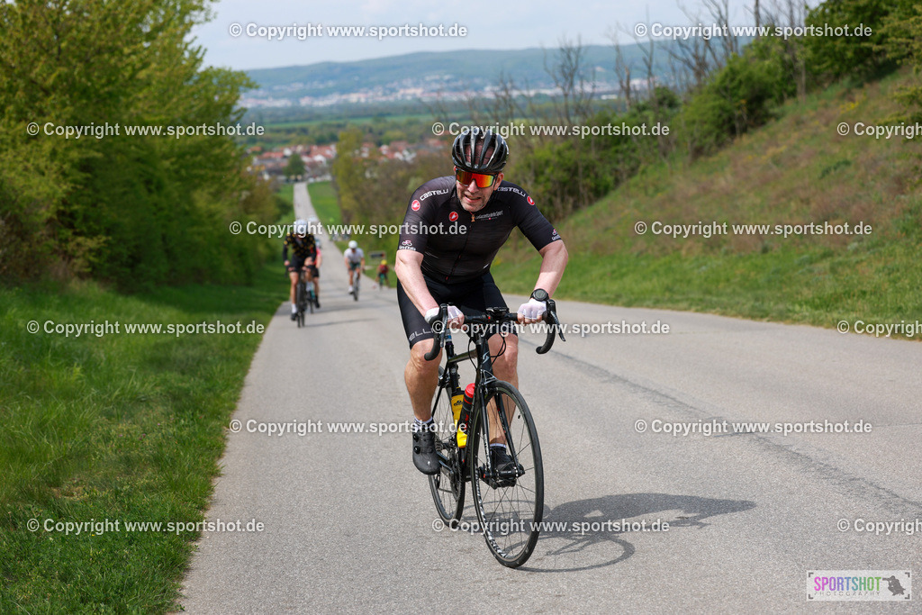 753_AR6_0704 | Neusiedlersee Radmarathon 2026@sportshot_your_pictrs #yourpictures#roadtowm2029 #nrm #neusiedlerseeradmarathon #neusiedlersee #neusiedlerseetourismus #burgenland #mörbisch #nrm26 #burgenlandtourismus #voglundco #poweredbyburgenlandtourismus #radsport #rad #marathon #ucigranfondo #visitburgenland #ucigranfondoworldseries