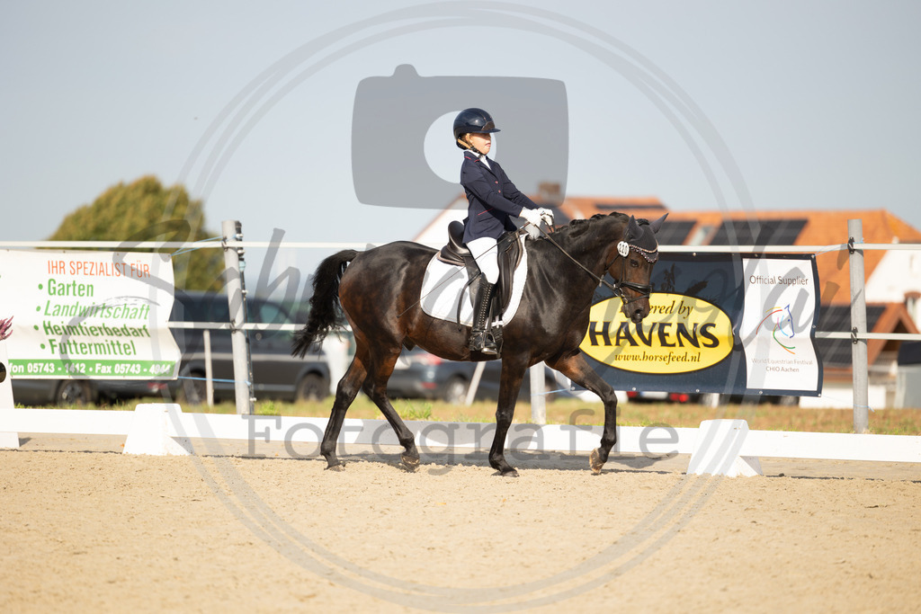 994A1360 | sabrinanicolaifotografie - Realisiert mit Pictrs.com