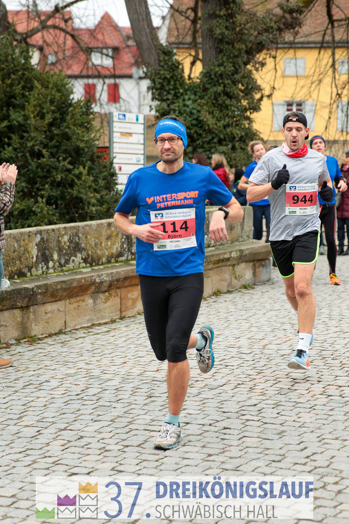 VR Bank Hauptlauf 10000m | 3 Koenigslauf 2023 - Realisiert mit Pictrs.com