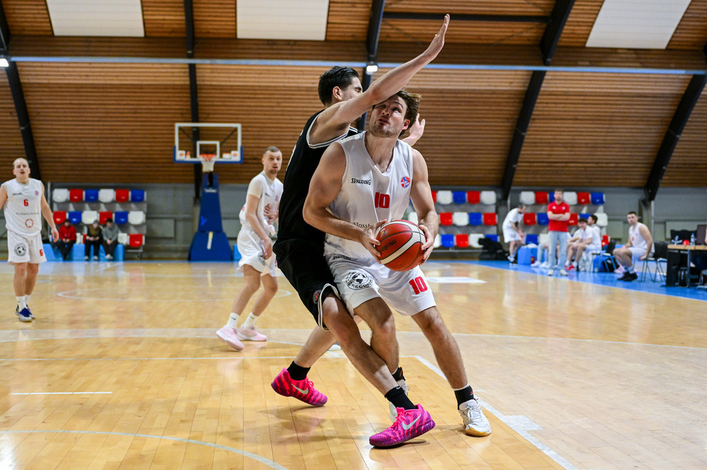 gml_080 | Fotos von Basketballspielen aus dem Raum NRW fotografiert von Gero Mueller-Laschet und Daniel Schaefer - Realisiert mit Pictrs.com