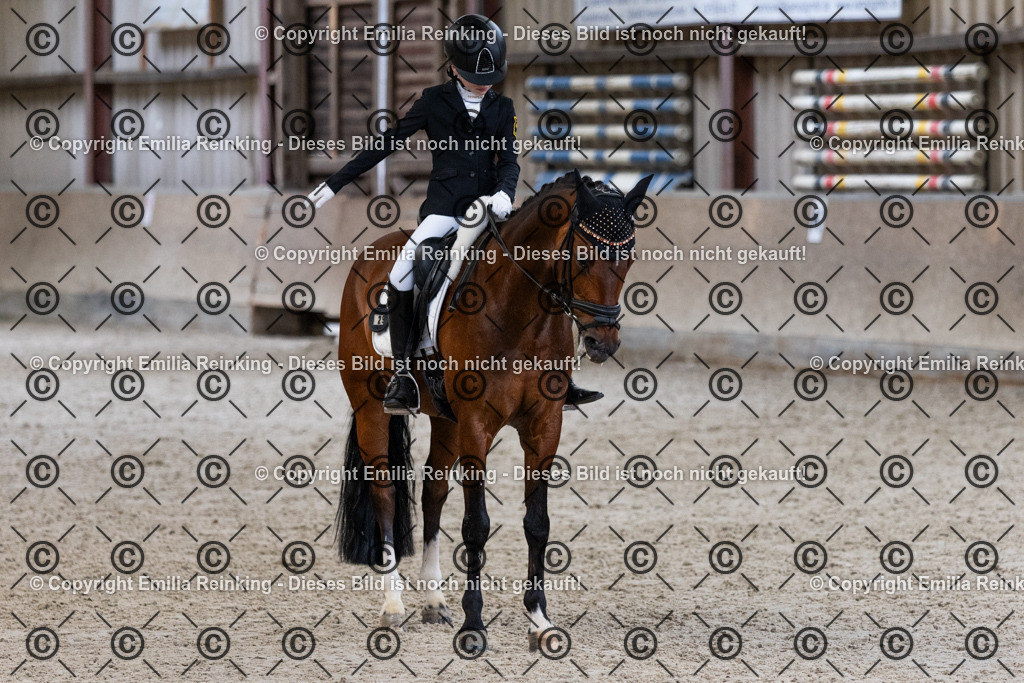 CL5A5122 | Emilia Reinking Fotografie - Realisiert mit Pictrs.com