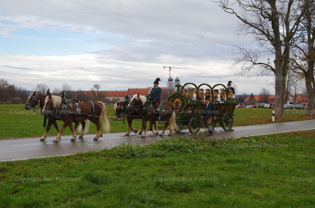 IMGP0042 | fotografiert von Axel PollmannLeonhardi Wallfahrt Benediktbeuern und Murnau, Fronleichnam, Fasching, Landschaft im Loisachtal und Benediktbeuern  - Realisiert mit Pictrs.com
