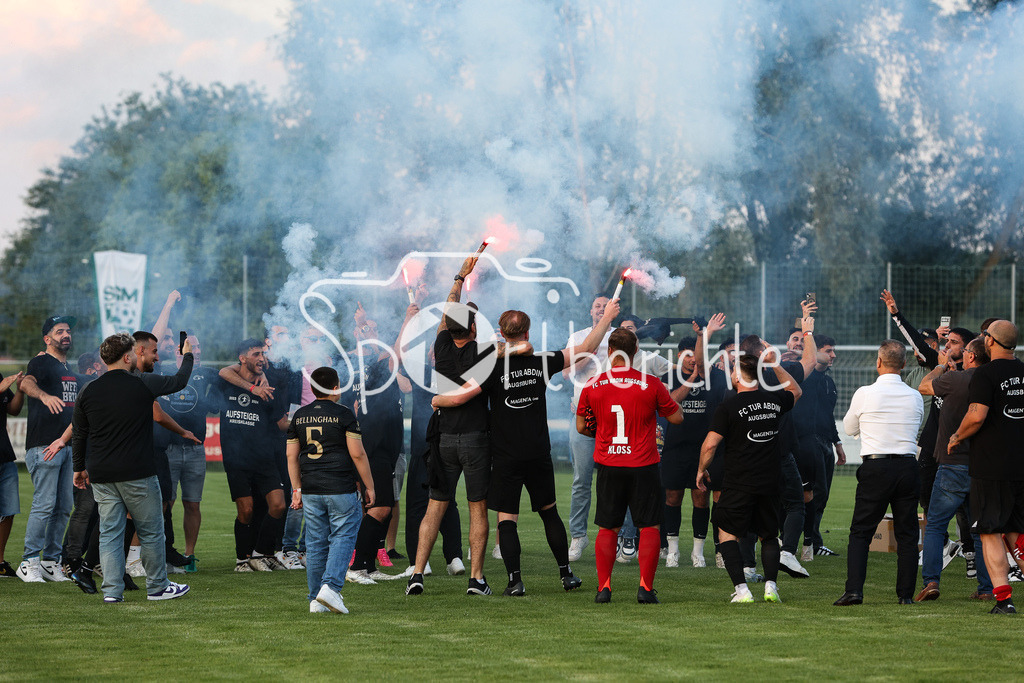SG Mauerbach - FC Tur Abdin Augsburg | Professionelle Sportfotos aus den Bereichen Fußball, Eishockey, Handball und vieles mehr. Ob Sieg oder Niederlage