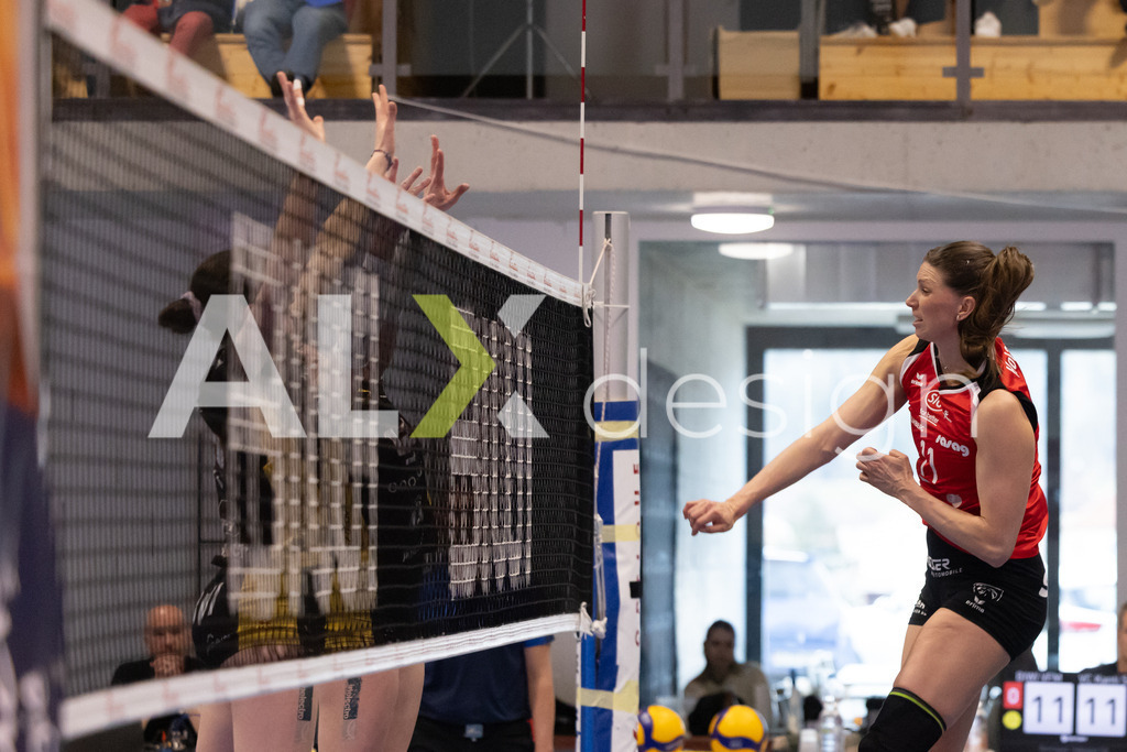Volleyball I Frauen I Saison 2025-2026 I Volleyball NLA | Women I 1/4 Finals I  BIWI VFM - VC Kanti Schaffhausen I 01.03.2026 | 11 Kateřina Holásková (CZ) (VC Kanti Schaffhausen) – Mitte - Realisiert mit Pictrs.com