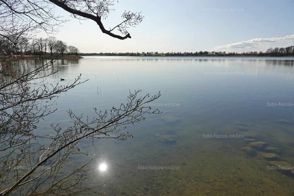 Smiling Lake_23 | late spring afternoon at the lake