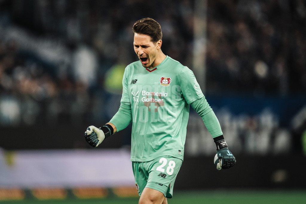 Fußball | Männer | Saison 2025/2026 | 1. Fußball-Bundesliga | 17. Spieltag | Hamburger SV vs. Bayer 04 Leverkusen | 04.03.2026 | Janis Blaswich (#28, Bayer 04 Leverkusen) jubelt