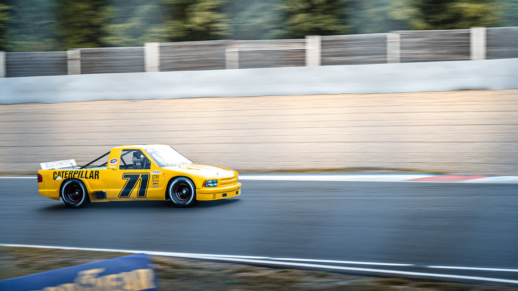 _DSC4544 | Exklusive Motorsport-Fotografie aus Leipzig von TXO Media – für Rennfahrer, Teams & Sponsoren. Sausemuth liefert starke Bilder, die Emotion zeigen. Jetzt buchen & glänzen! - Realisiert mit Pictrs.com